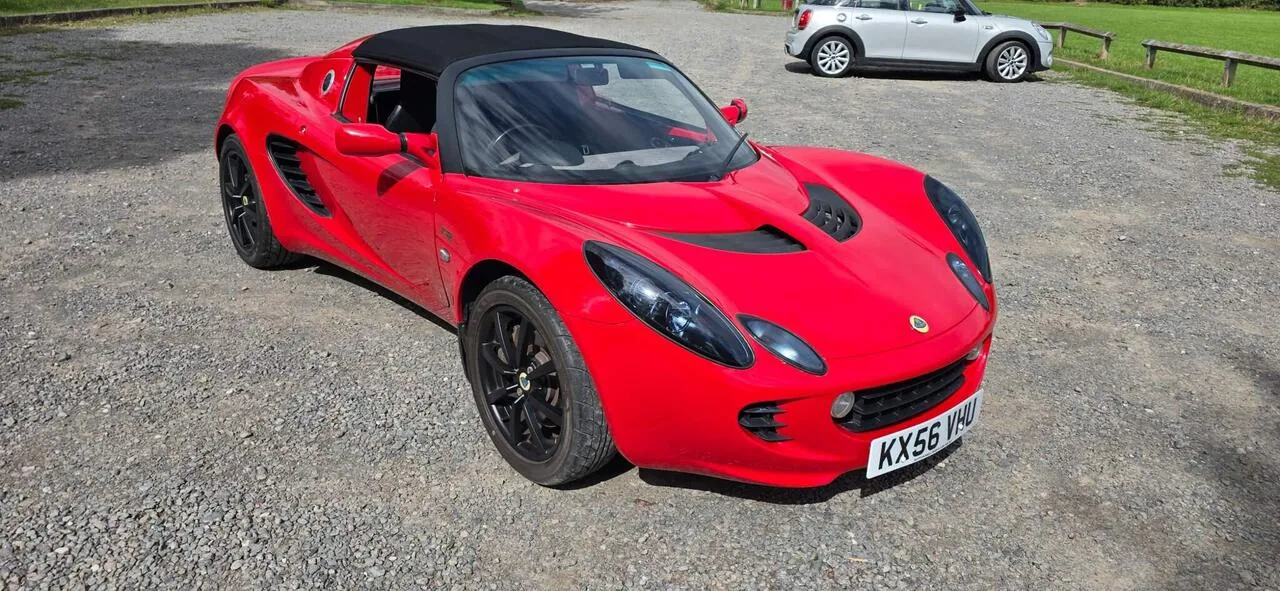 Lotus Elise 2006 photo 2