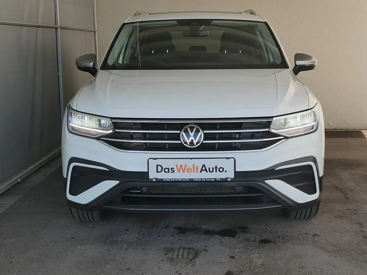 Volkswagen Tiguan 2022 photo 2
