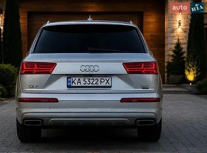 Audi Q7 2017 photo 4