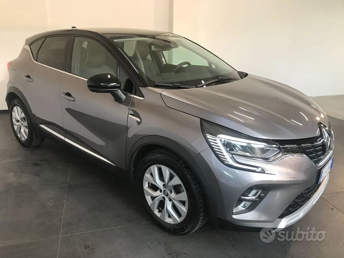 Renault Captur 2022 photo 3