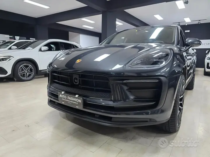Porsche Macan 2021 photo 2