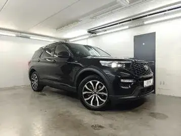Ford Explorer 2022 photo 2
