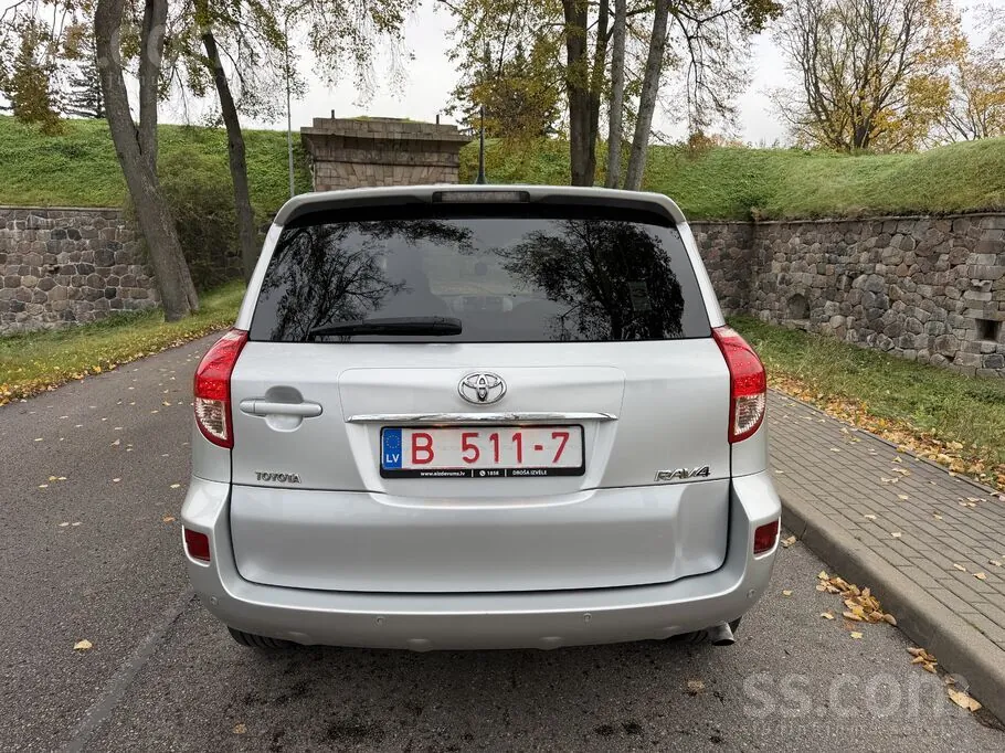 Toyota Rav4 2009 photo 5