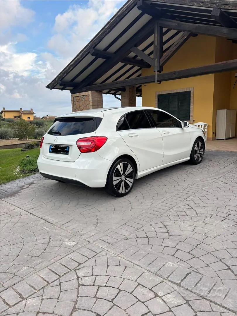 Mercedes-Benz A 2014 photo 3