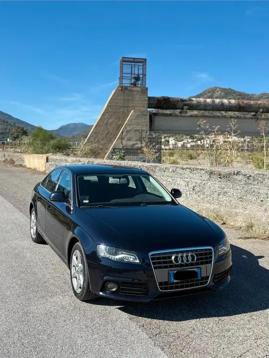 Audi A4 2008 photo 2