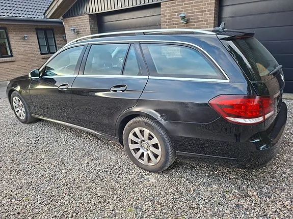 Mercedes-Benz E200 2015 photo 2