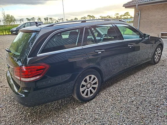 Mercedes-Benz E200 2015 photo 4