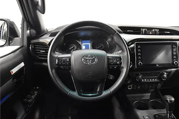 Toyota Hilux 2024 photo 2