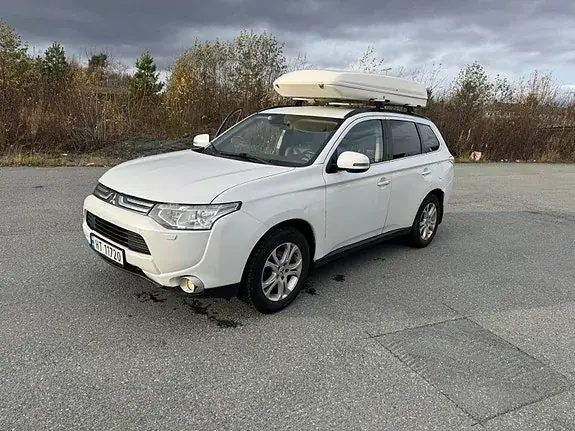 Mitsubishi Outlander 2013 photo 3