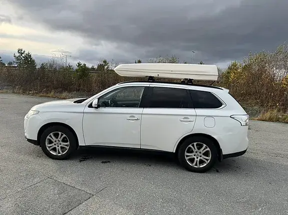 Mitsubishi Outlander 2013 photo 4