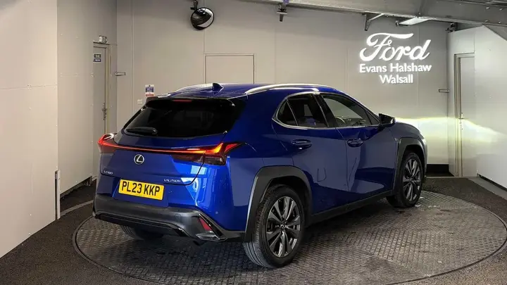 Lexus Ux 2023 photo 5