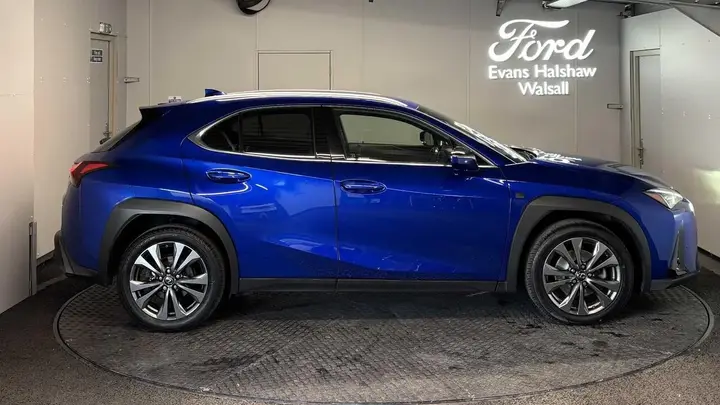 Lexus Ux 2023 photo 4
