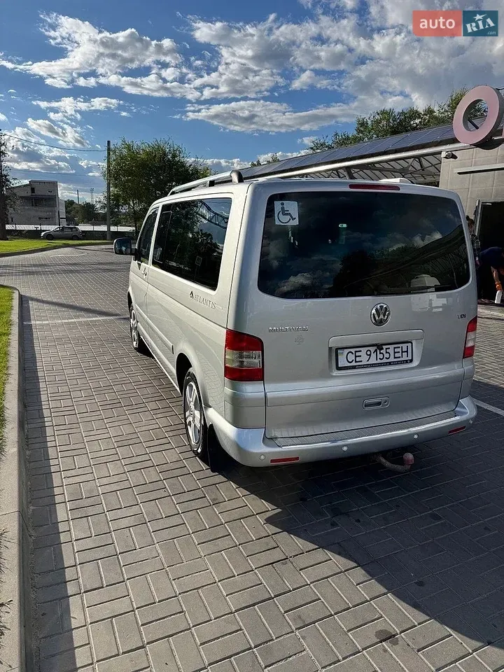 Volkswagen Multivan 2008 photo 4