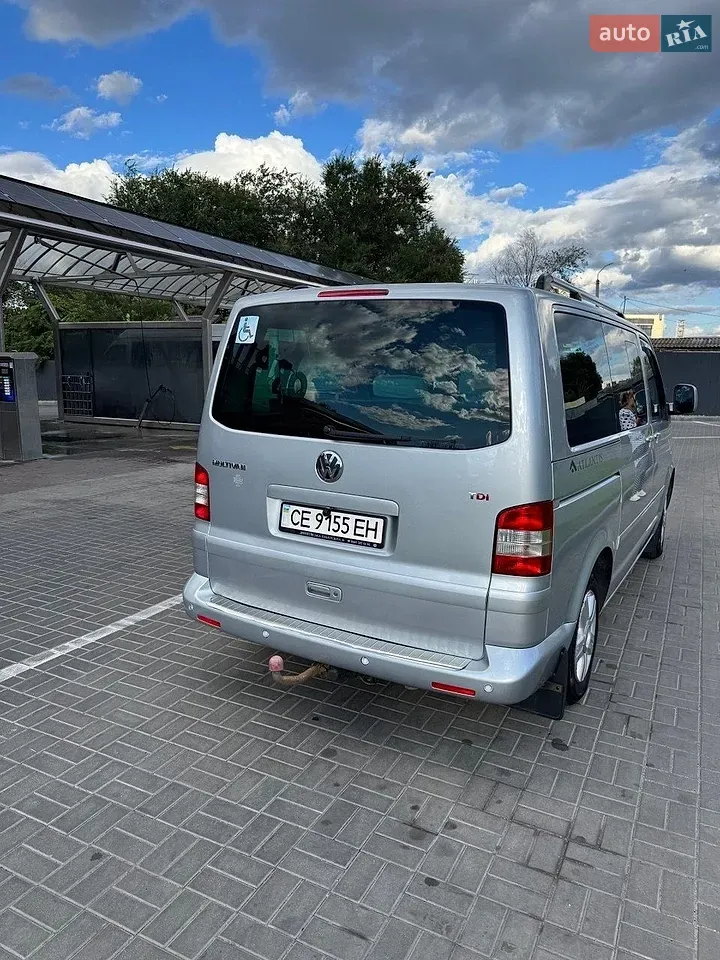 Volkswagen Multivan 2008 photo 5