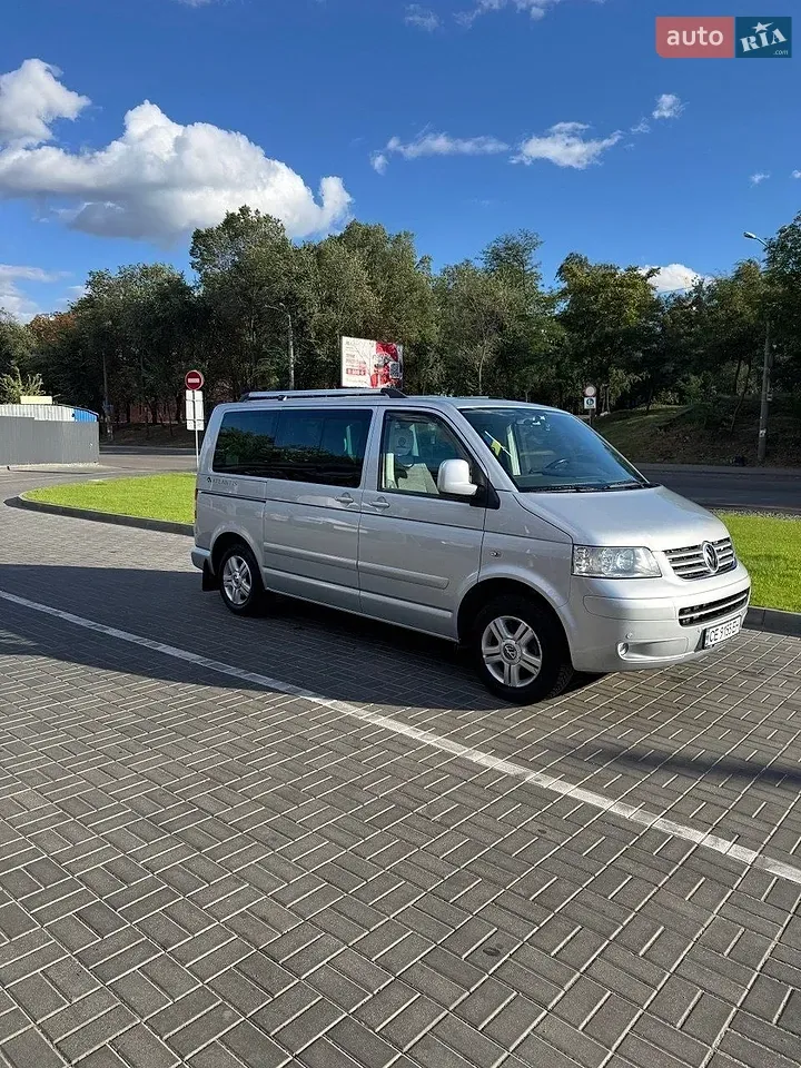 Volkswagen Multivan 2008 photo 2