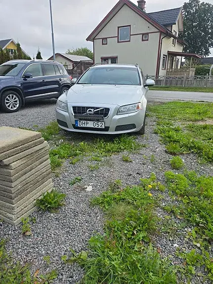 Volvo V70 2012 photo 5