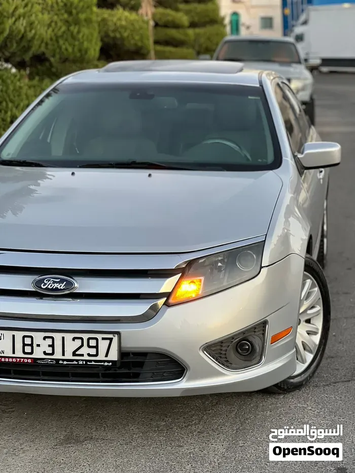 Ford Fusion 2012 photo 2