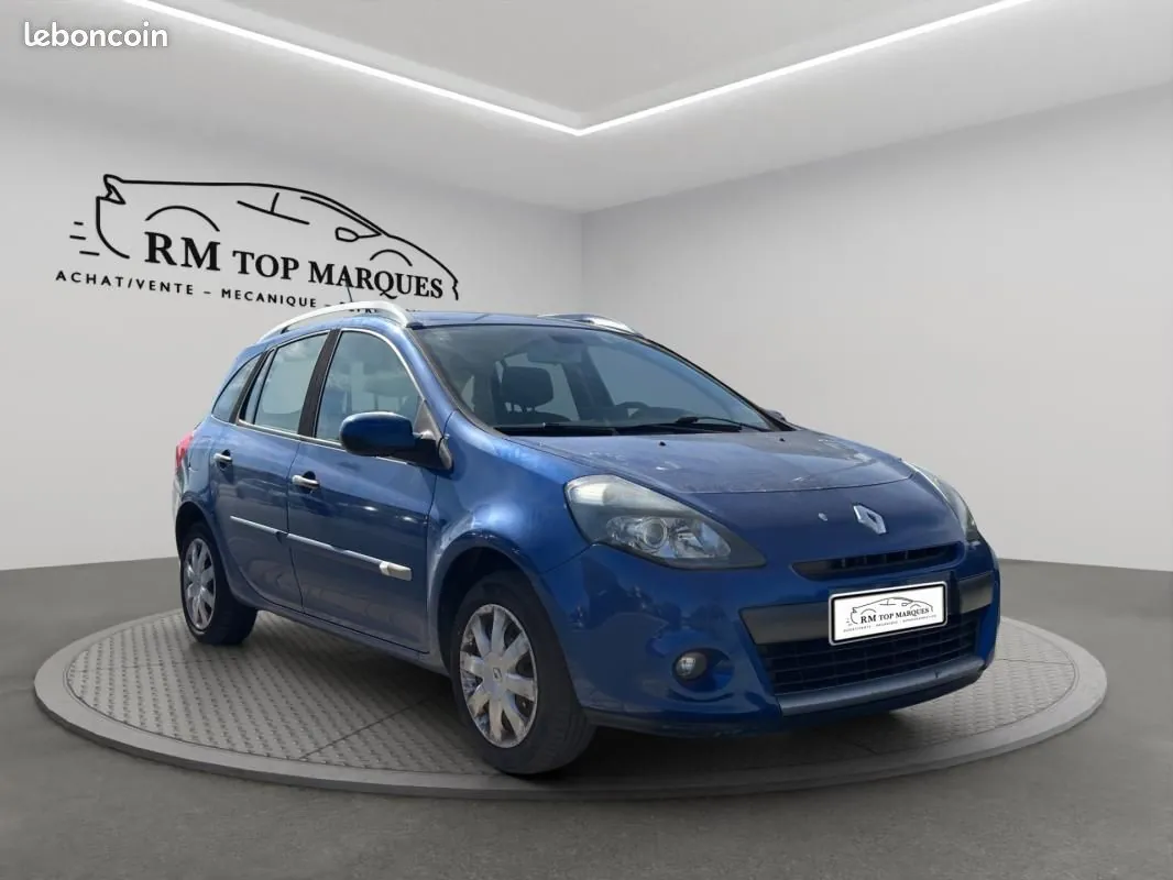Renault Clio 2009 photo 3