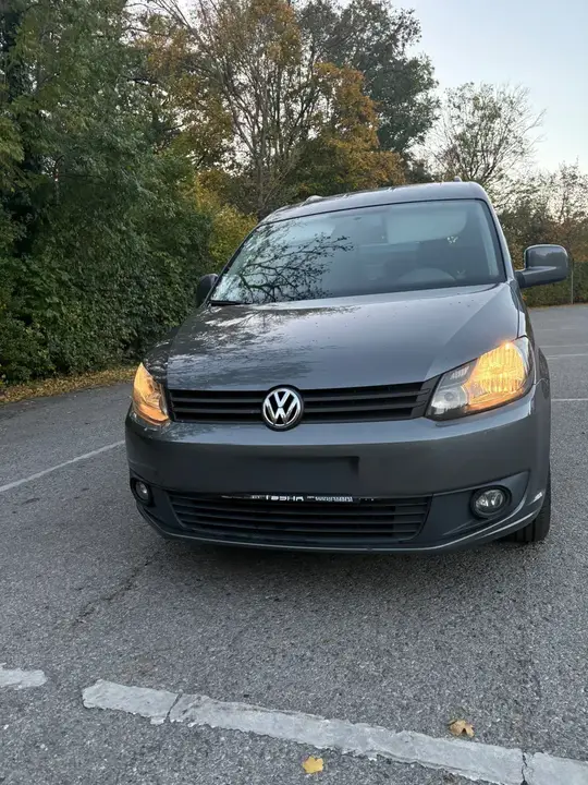 Volkswagen Caddy 2013 photo 2