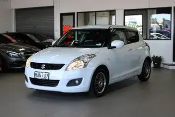 Suzuki Swift 2012 photo 4
