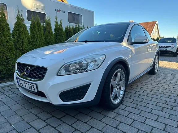 Volvo C30 2010 photo 2