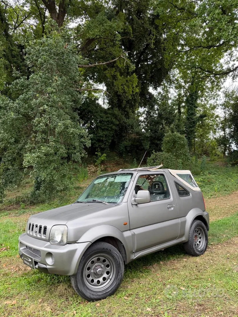 Suzuki Jimny 2001 photo 4