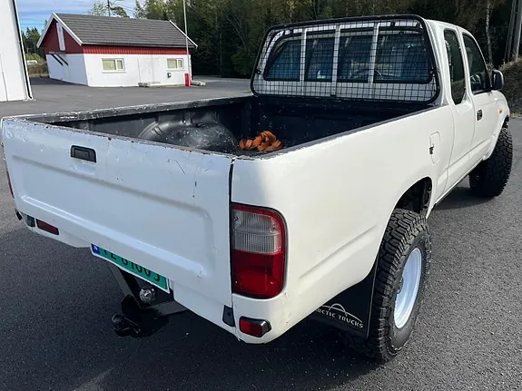 Toyota Hilux 2001 photo 5