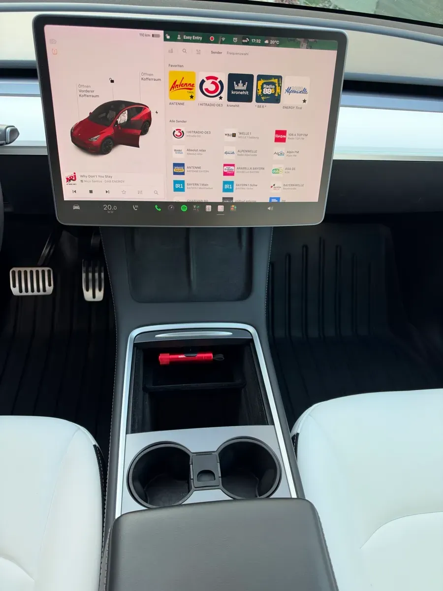 Tesla Model Y 2021 photo 3