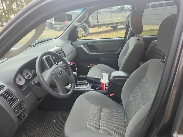 Ford Escape 2007 photo 3