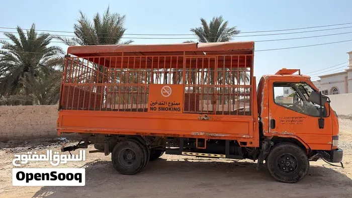 Mitsubishi Canter 2004 photo 4