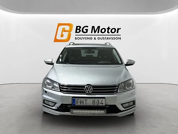 Volkswagen Passat 2013 photo 2