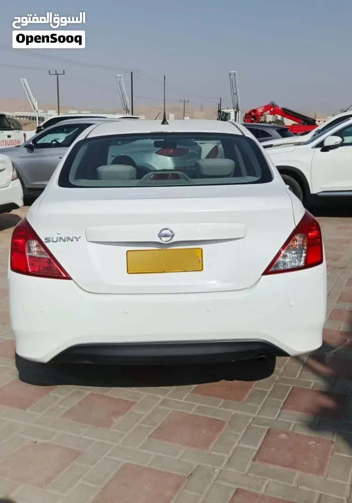 Nissan Sunny 2021 photo 4