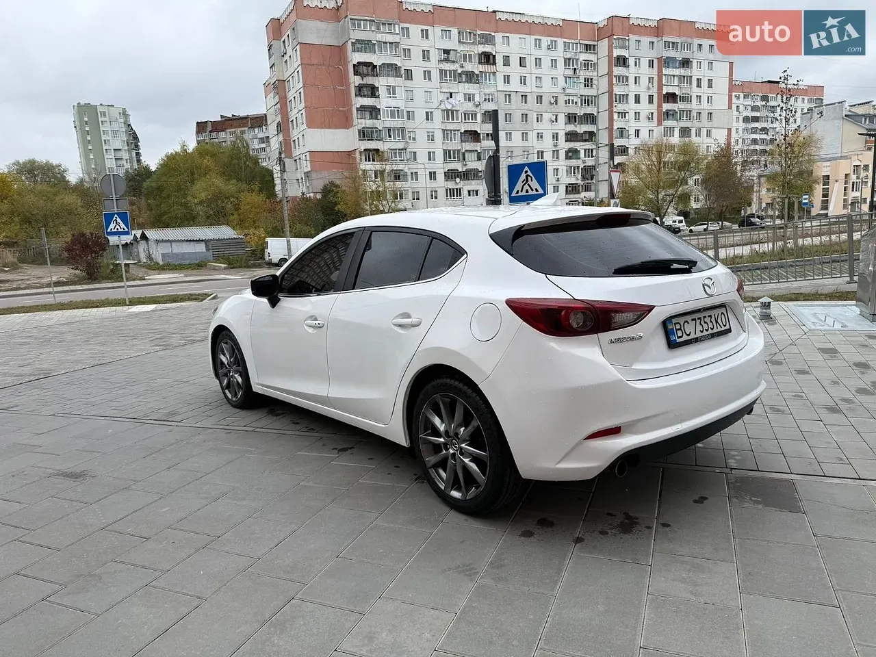 Mazda 3 2018 photo 4