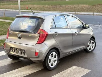 Kia Picanto 2012 photo 2
