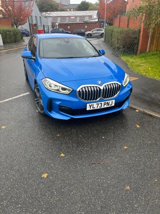 BMW 1 Series 2024 photo 2