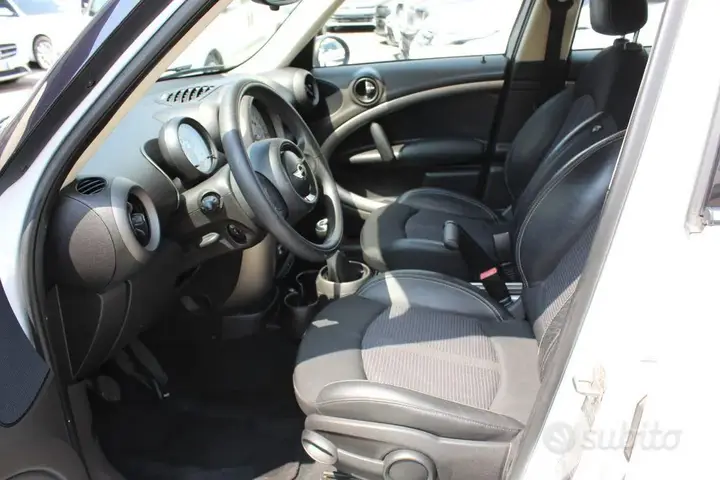 Mini Countryman 2011 photo 4