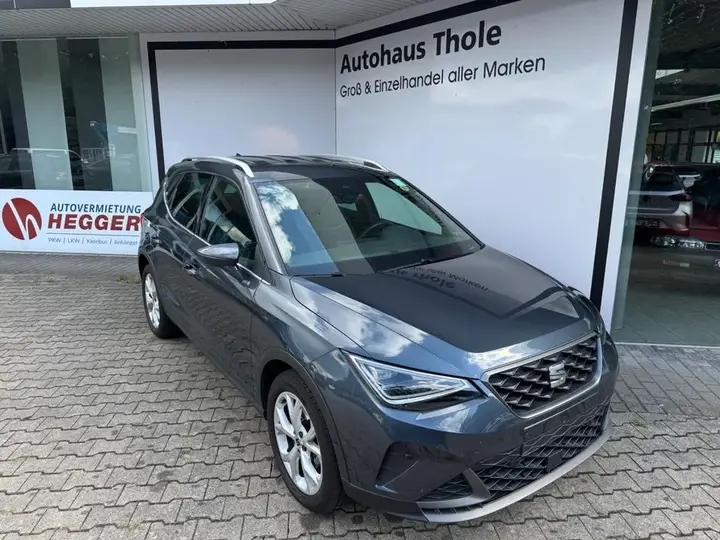 Seat Arona