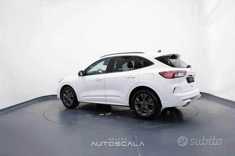 Ford Kuga 2023 photo 4
