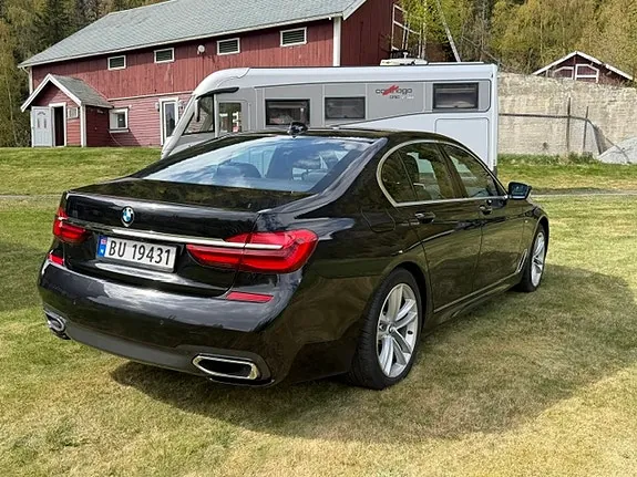 BMW 730D 2016 photo 3