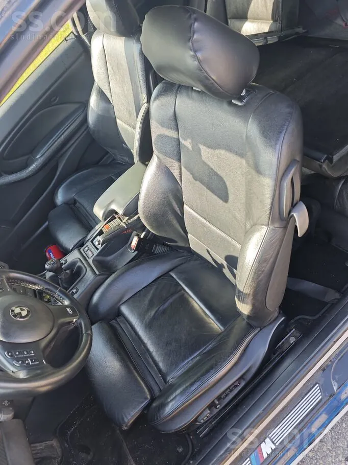 BMW E46 330Ci 2001 photo 3