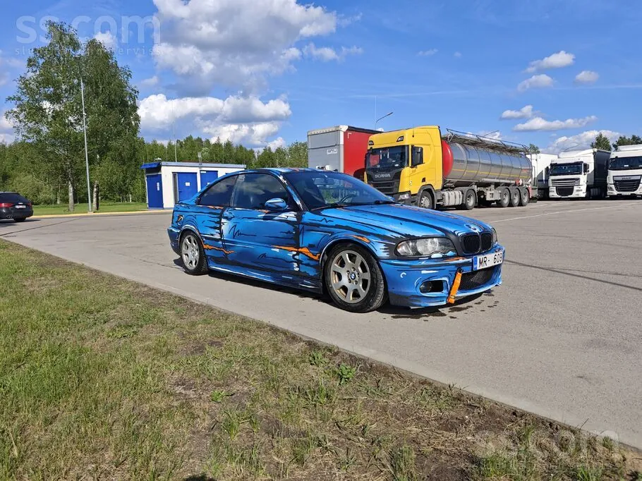 BMW E46 330Ci 2001 photo 2