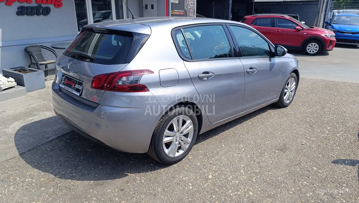 Peugeot 308 2021 photo 2