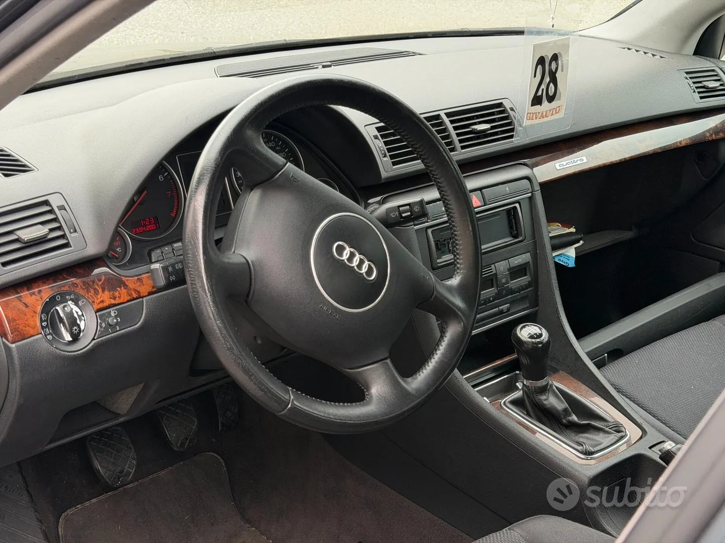 Audi A4 2001 photo 5