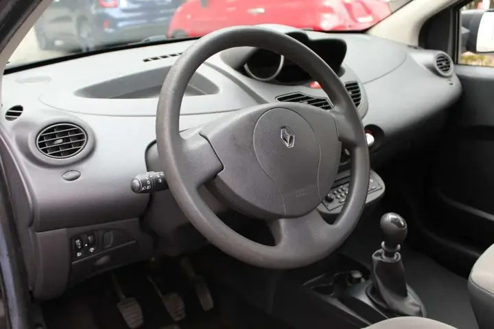 Renault Twingo 2011 photo 4