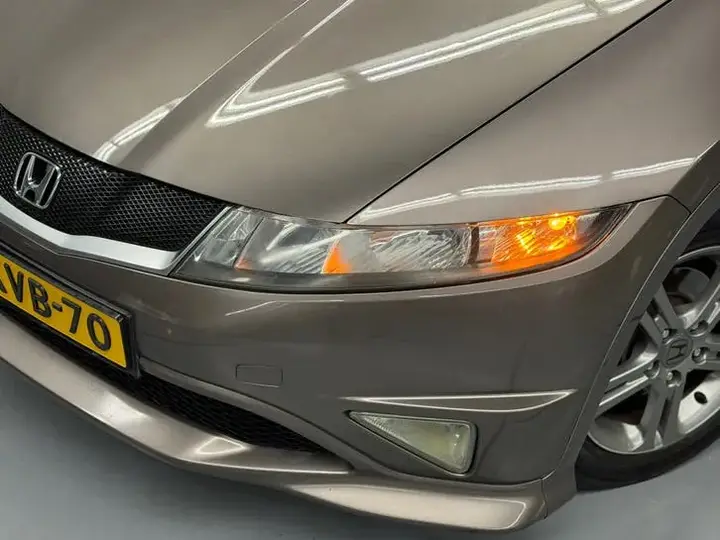 Honda Civic 2011 photo 3