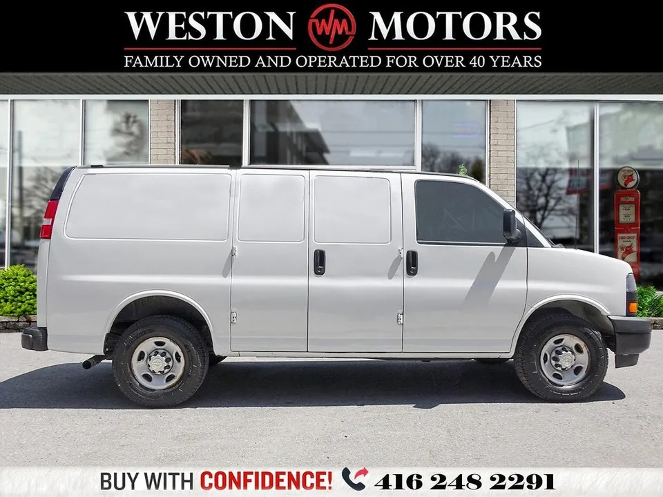 Chevrolet Express 2500 2020 photo 3