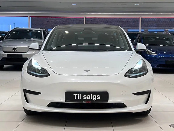 Tesla Model 3 2021 photo 3
