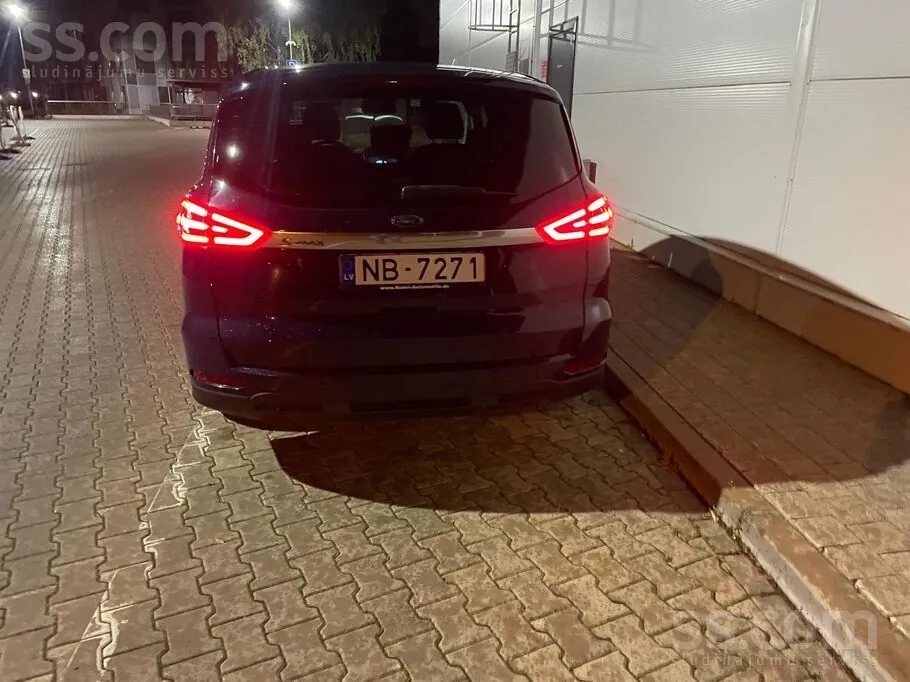 Ford S-Max 2017 photo 3