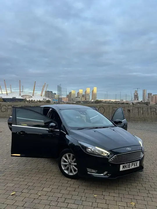 Ford Focus 2018 photo 2