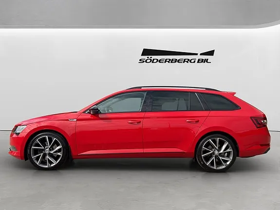 Skoda Superb 2018 photo 4